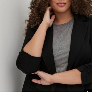 Torrid Women's Black Open Front Blazer Size 4